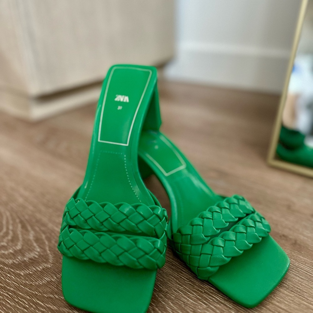 Zara Green Braided Sandals